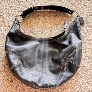 Coach Black Leather zipper Hobo Shoulder bag
